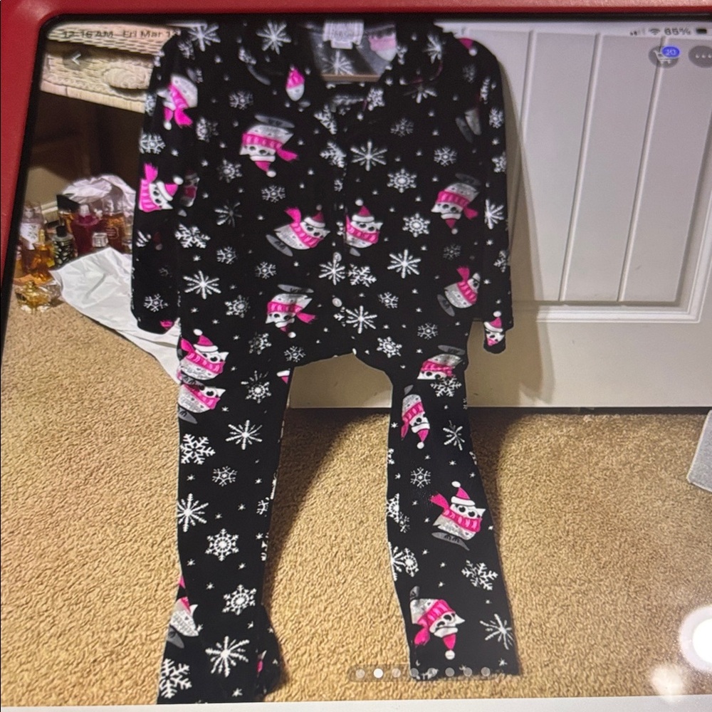 Cozy Women's Black Snowman Print Pajama Set - Long Sleeve Top & Pants